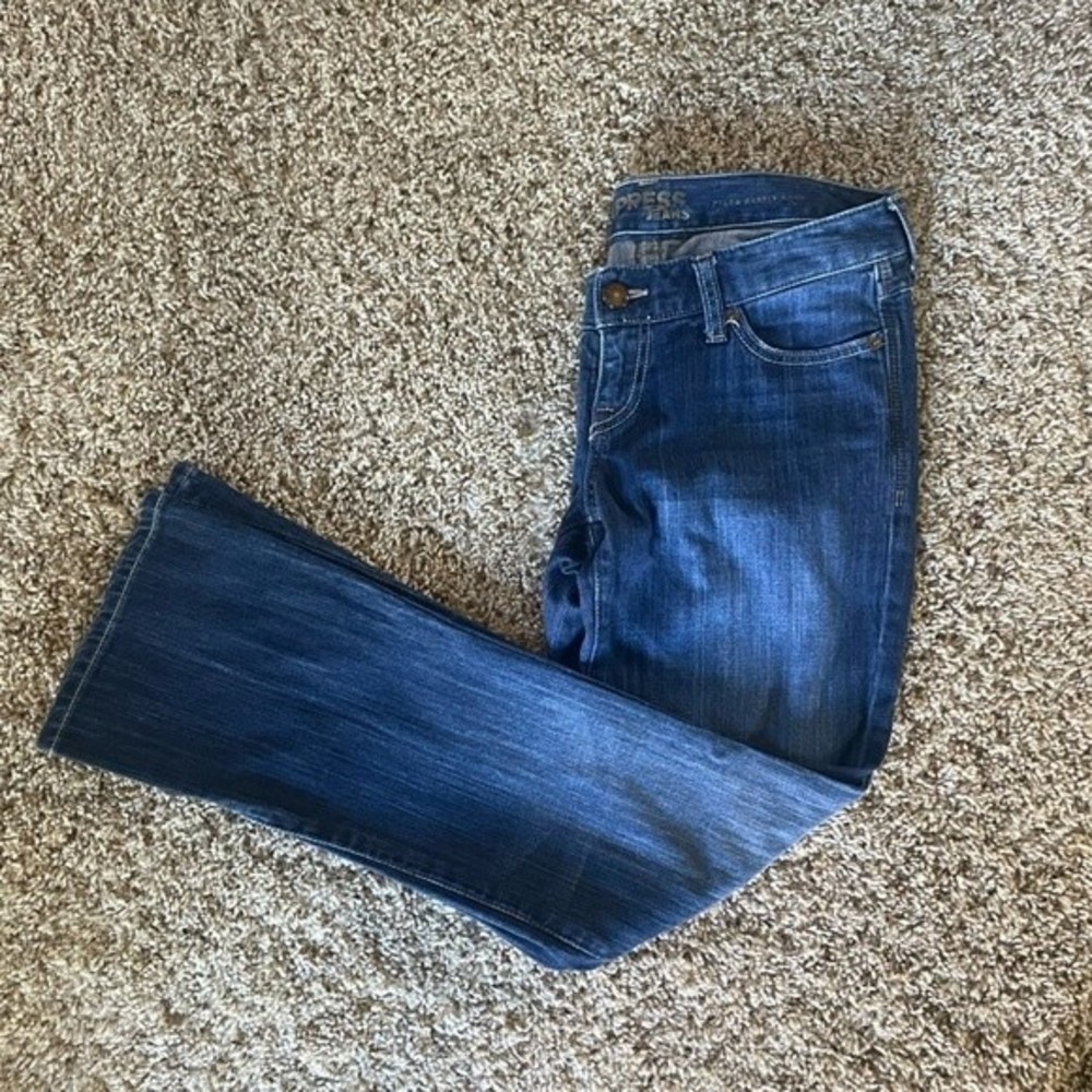 Express Jeans Zelda Barely Boot - 2s Short - image 1